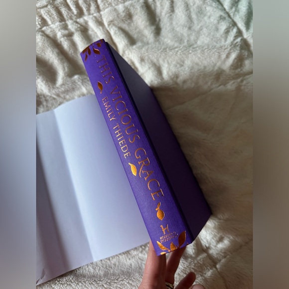 UK 1/1 This Viscous Grace by Emily Thiede with Signed Bookplate - Picture 9 of 10